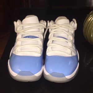 Jordan 11 low unc